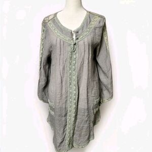 Solitaire Women’s Gray Green Lace Boho Tunic Top Size M